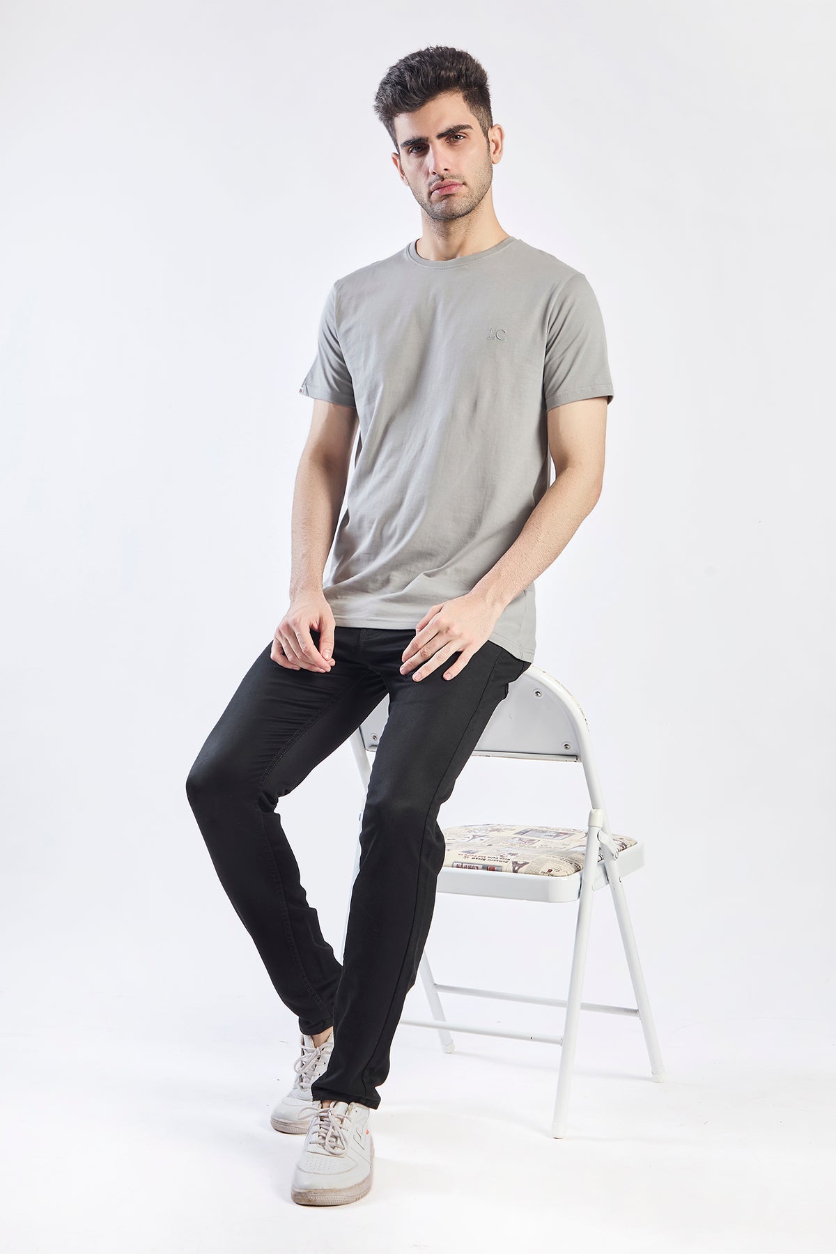 Plain Round neck T-shirt