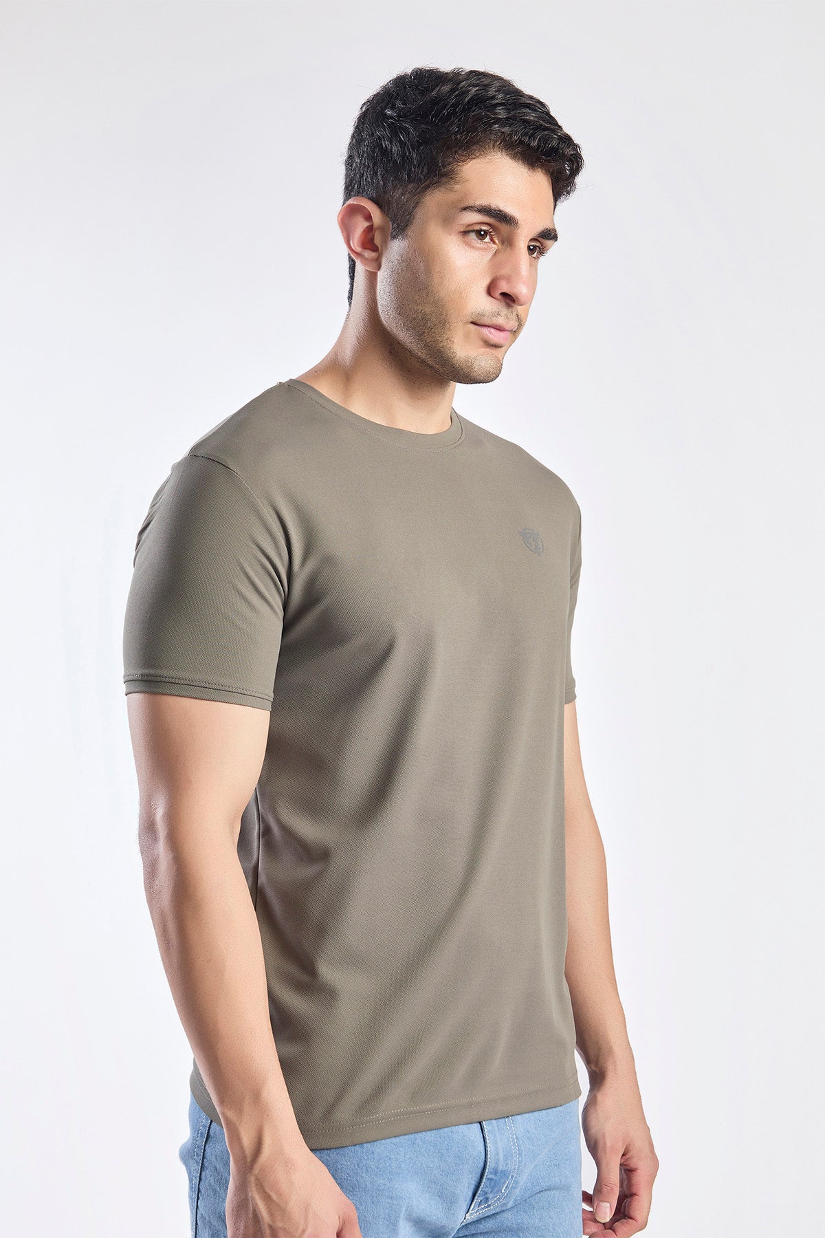 Plain Round Neck T-shirt Fitzig